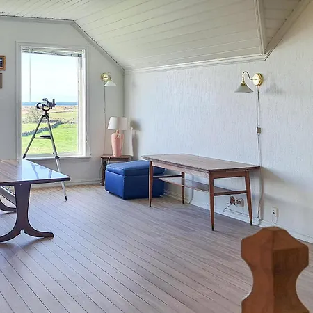 3 Bedroom Stunning In Vanse Feriehus Borhaug
