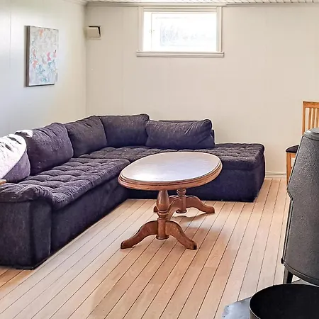 3 Bedroom Stunning In Vanse *